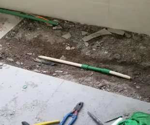阿克塞卫生间测漏水